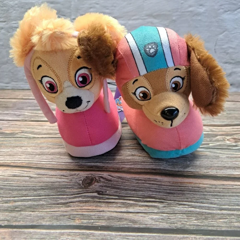 Paw patrol slippers New with tags little girls size 7/8 pink blue dogs‎
